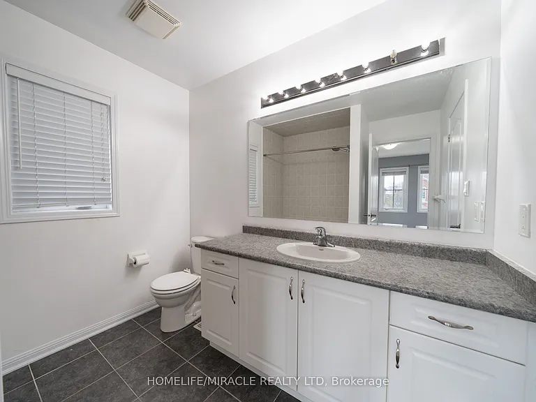 151 Baldwin Dr #UPPER — Photo 28