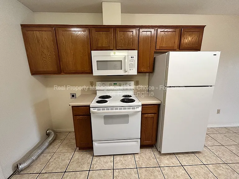 1851 Brazil Ave — Photo 6