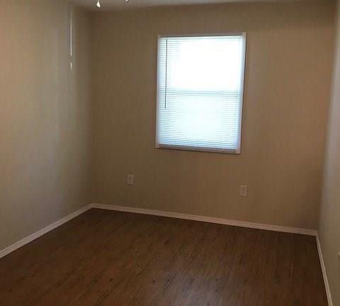 2nd image of 305 SW A St