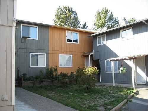 2nd image of 1593 Salishan St SE