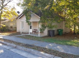 1208 Vernon Pl, High Point, NC 27260