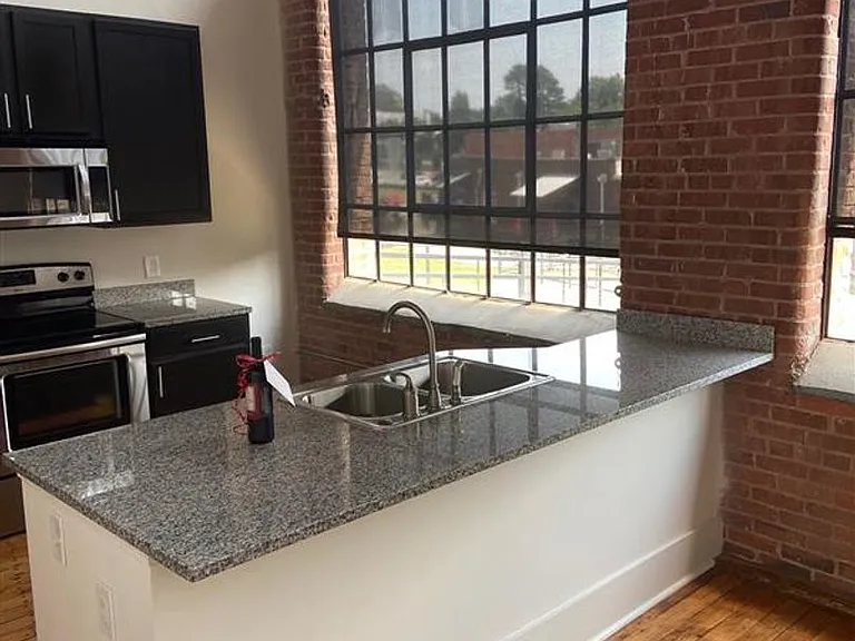 DRAYTON MILLS LOFT APARTMENTS — Photo 219