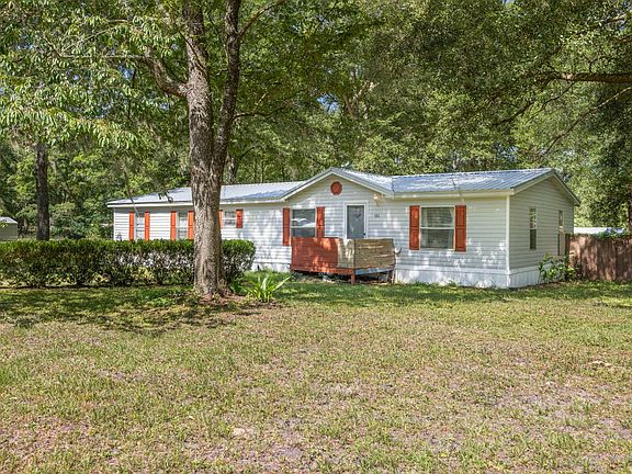 2nd image of 180 SE Suzanne Way