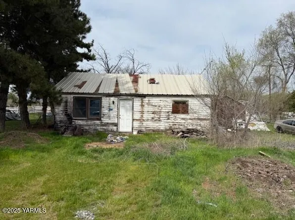 191 N Mitchell Dr, Yakima, WA 98908
