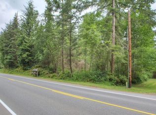 6632 Mapleleaf Dr, Clinton, WA 98236