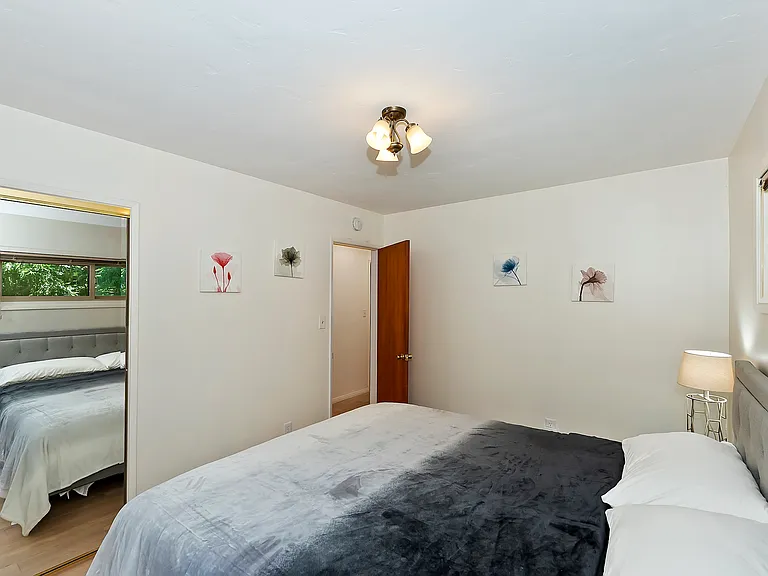 24581 Horst Dr — Photo 22