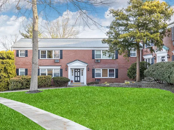 10 Bon Aire Circle #108, Suffern, NY 10901