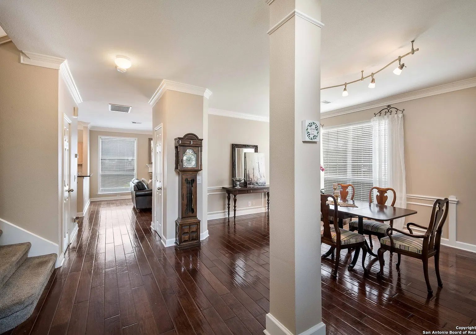 4 bed, 2.5 bath, 2883 sqft, $2,800 — Photo 4