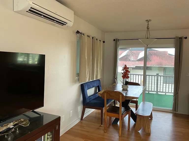 2836 Henry St #A — Photo 8