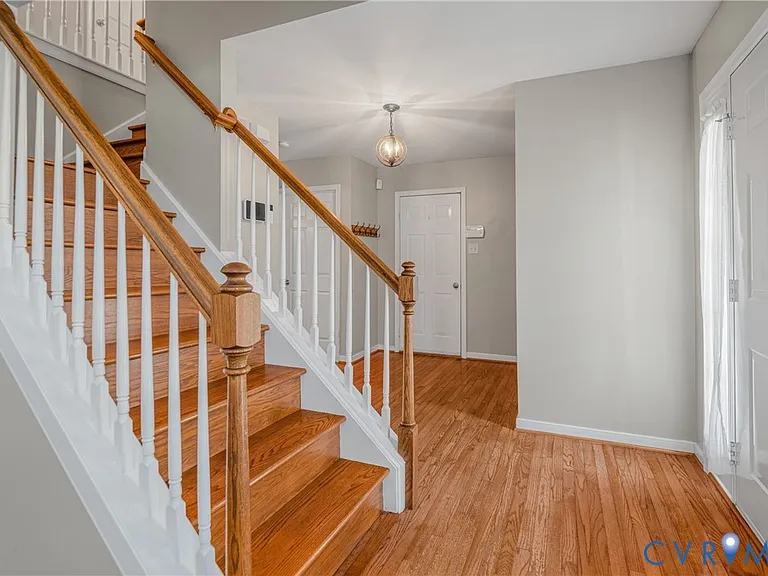 3924 Liberty Point Dr — Photo 8