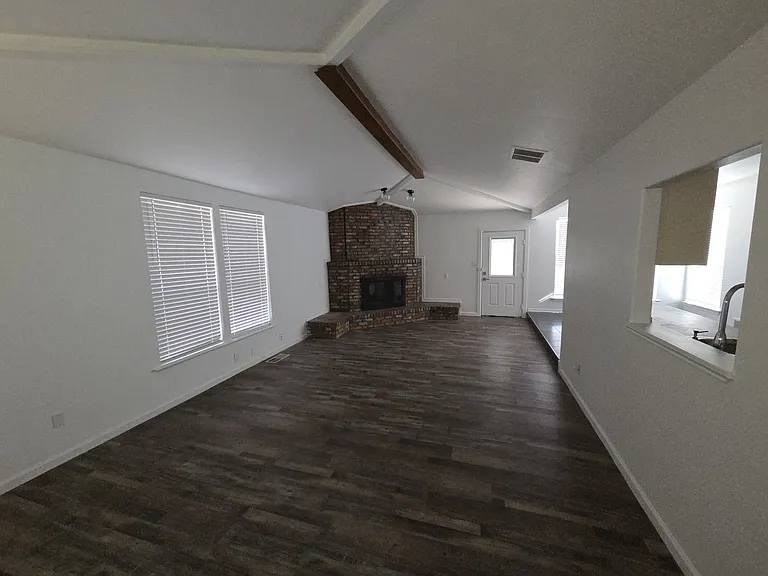 303 Shoreview Dr — Photo 13