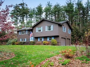 41 Guggins Ln, Boxboro, MA 01719
