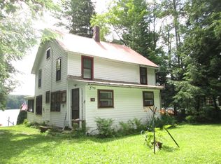 146 Finch Rd, Gloversville, NY 12078