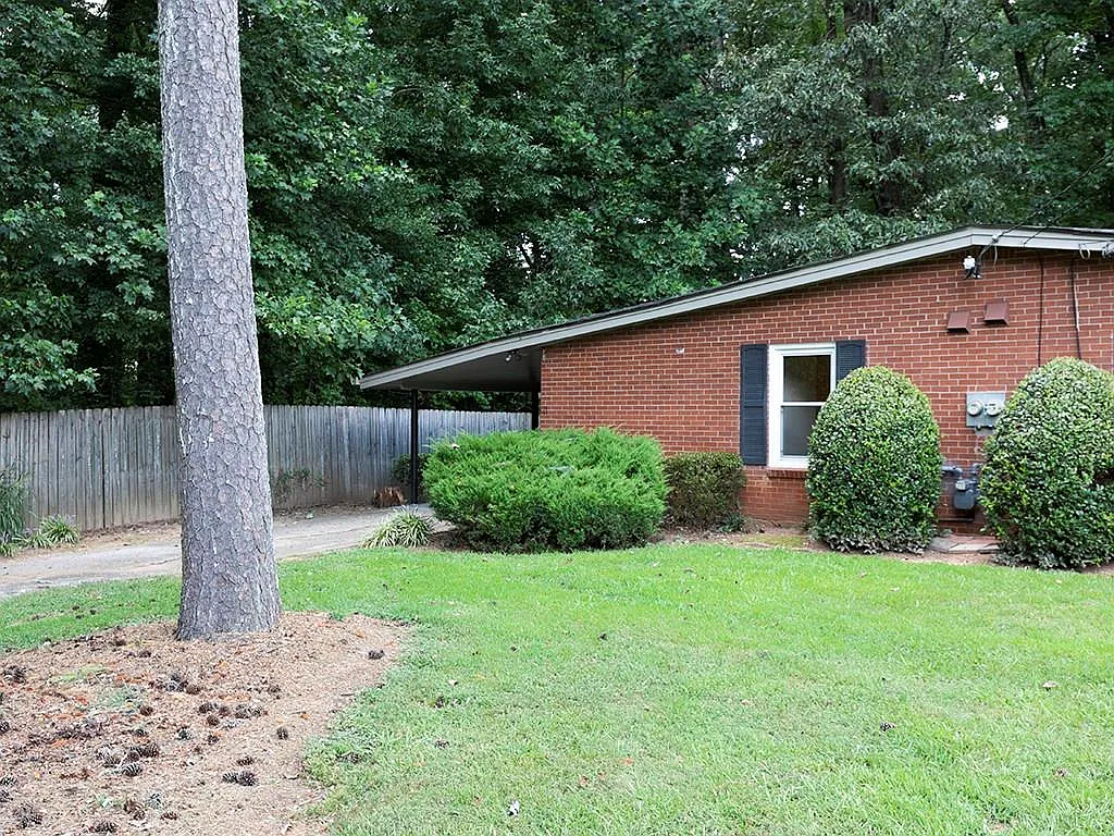 4340 Hanfred Ln photo 1