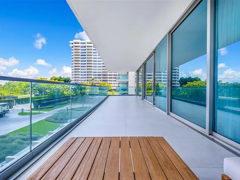 10201 Collins Ave #305 — Photo 40
