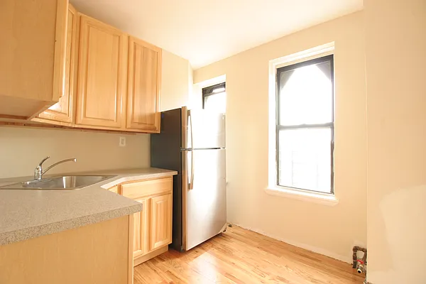 Rented by Peace of Mind Realty | media 6
