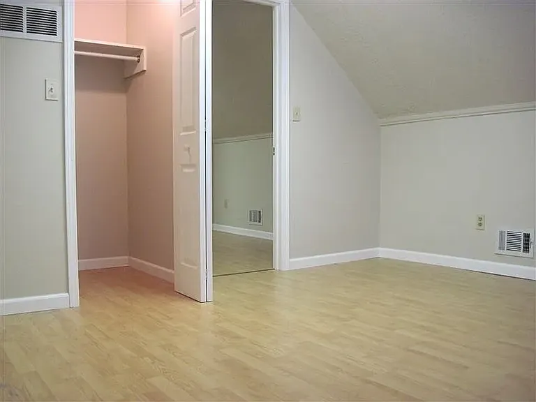 27341 Ridgewood St — Photo 10