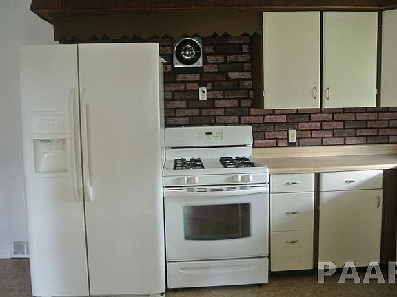 3rd image of 309 E Amy Ave