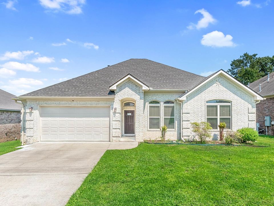 1st image of 2213 Reveille Cir