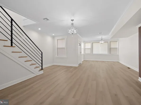 6518 Ogontz Ave, Philadelphia, PA 19126