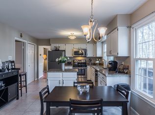 3282 Chancellor Dr, Woodbridge, VA 22192