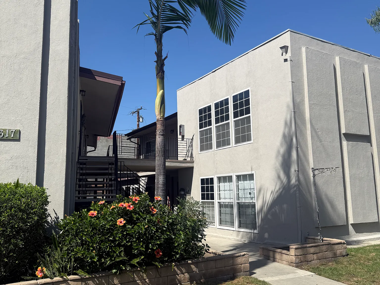 1 bed, $1,900 — Photo 1