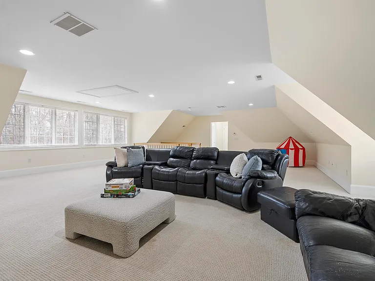 58 Buttrick Ln — Photo 20