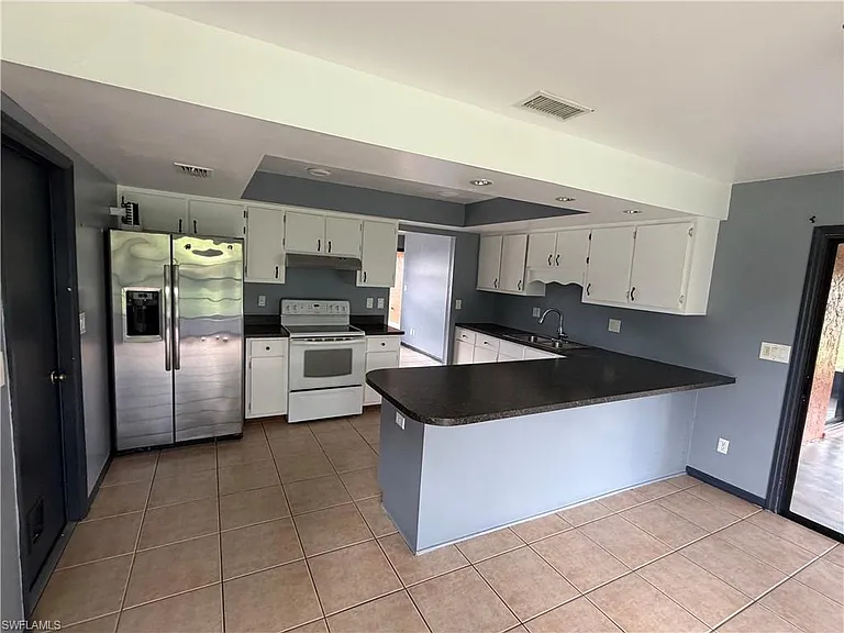 356 Delaware Rd — Photo 4