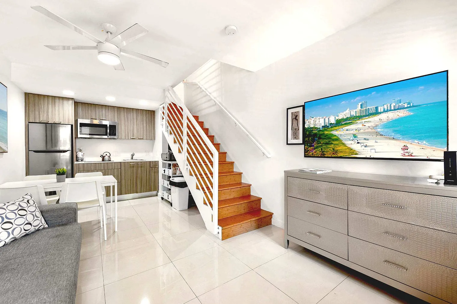 1 bed, 1.0 bath, 452 sqft, $2,445 — Photo 3