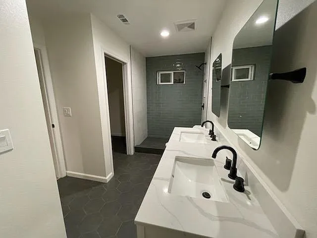 936 N Orange Ave — Photo 6