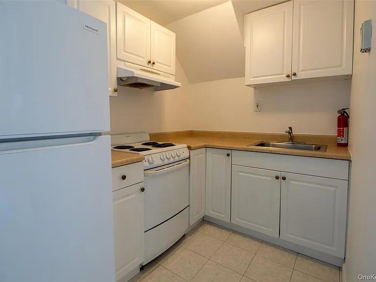31 Cherrywood Dr — Photo 5