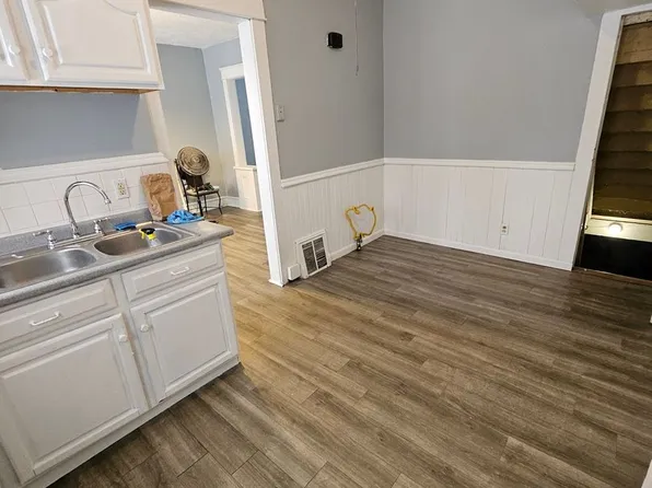 622 E 4th St, Erie, PA 16507