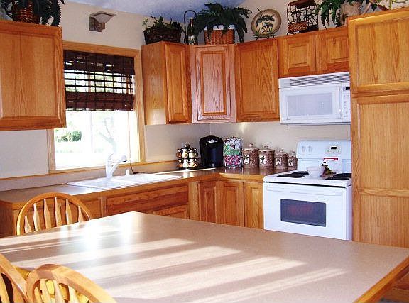 4th image of 13178 Bay Dr