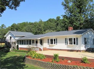 814 Hunt Rd, Lexington, NC 27292