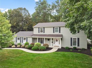 31311 Marvis Dr, Bay Village, OH 44140