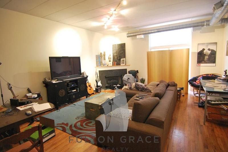 1st image of 2356 N Elston Ave Ste 1