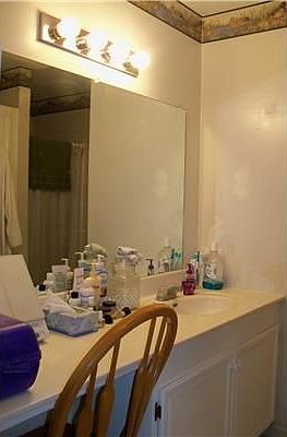 4th image of 1614 Angela Ln