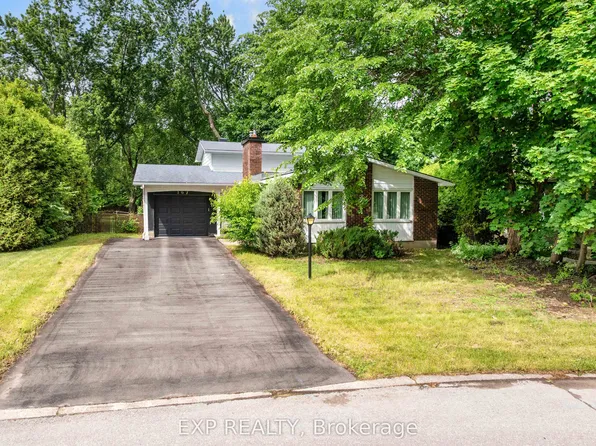 167 Withrow Ave N, Ottawa, ON K2G 2J6