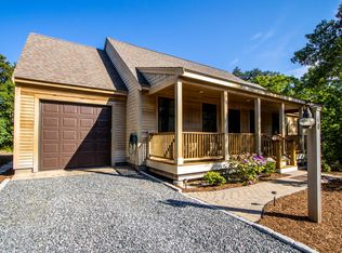 40 Pineneedle Rd, Wellfleet, MA 02667