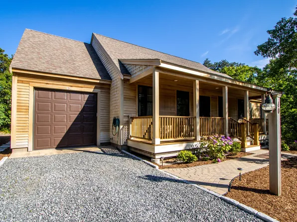 40 Pineneedle Road, Wellfleet, MA 02667