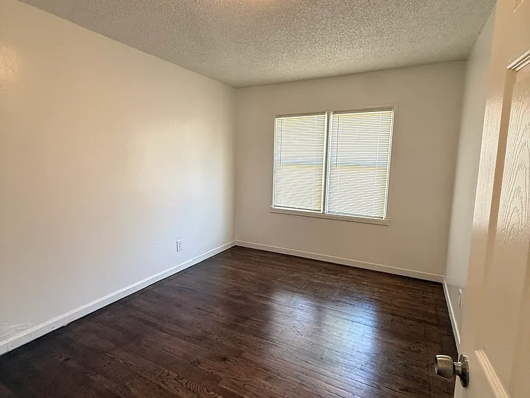 235 E Coolidge Ave #12 — Photo 48