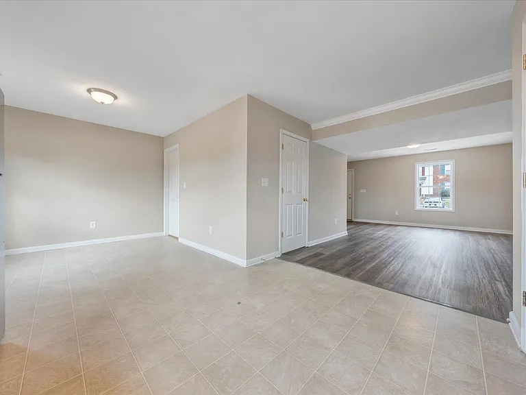 130 Salem Ln — Photo 6