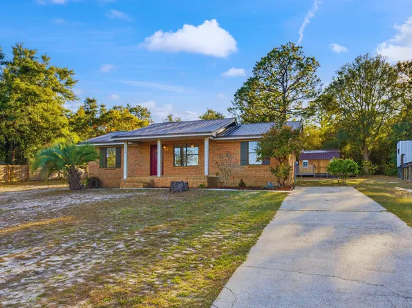 552 Roberts Dr, Defuniak Springs, FL 32433