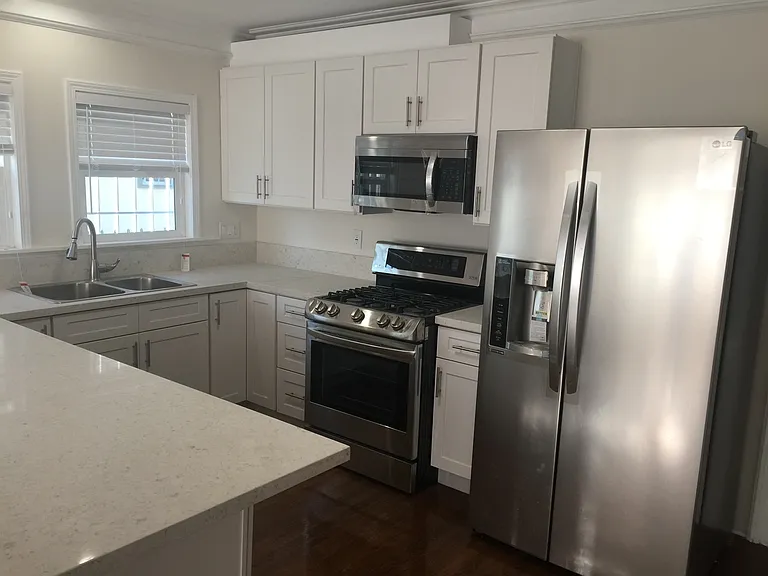 1330 S Van Ness Ave #1330 — Photo 10