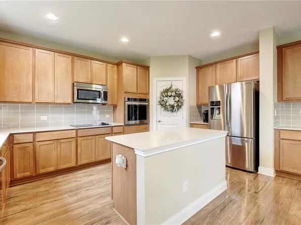 212 Apricot Dr, Kyle, TX 78640