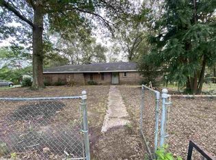 5700 W Malcomb St, White Hall, AR 71602