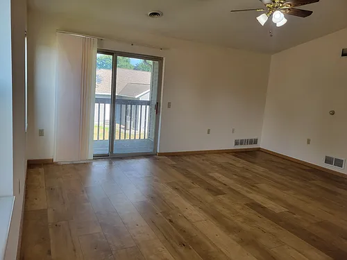 240 Ash St #2 Photo 1