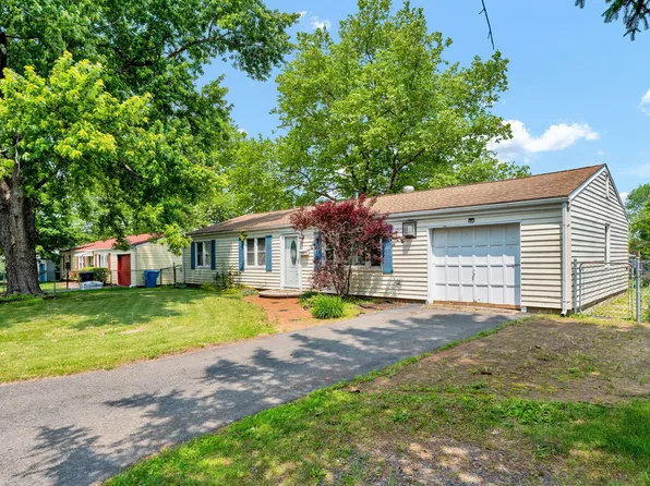 28 Kulper Road, New Britain, CT 06051