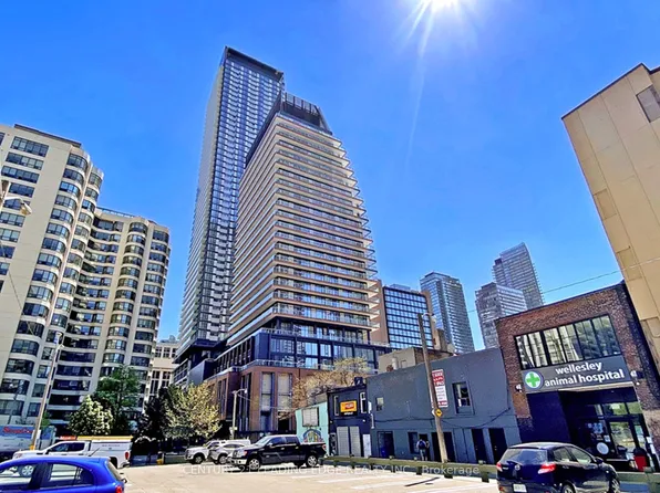 18 Maitland Ter, Toronto, ON