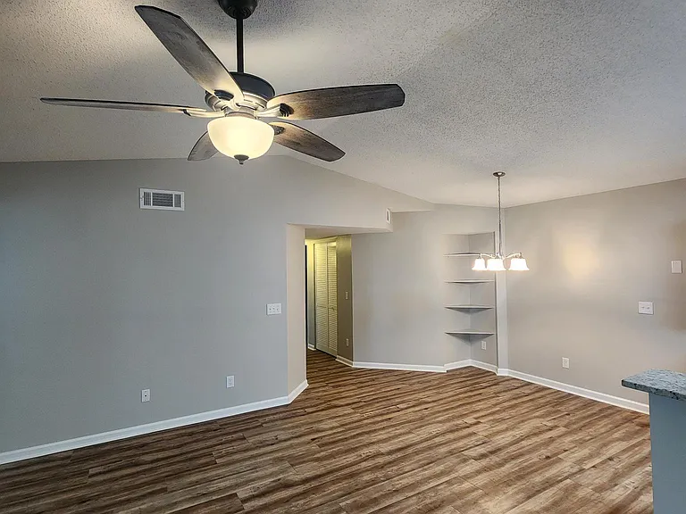 8549 Hopkins Cir #H — Photo 20